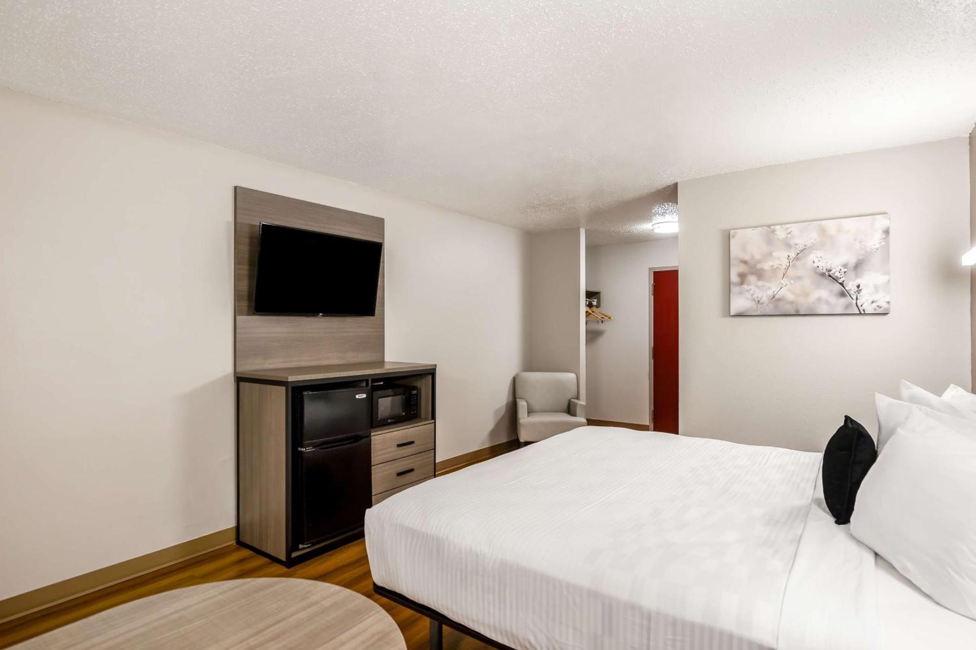 Red Lion Inn & Suites Pontoon Beach Exteriér fotografie