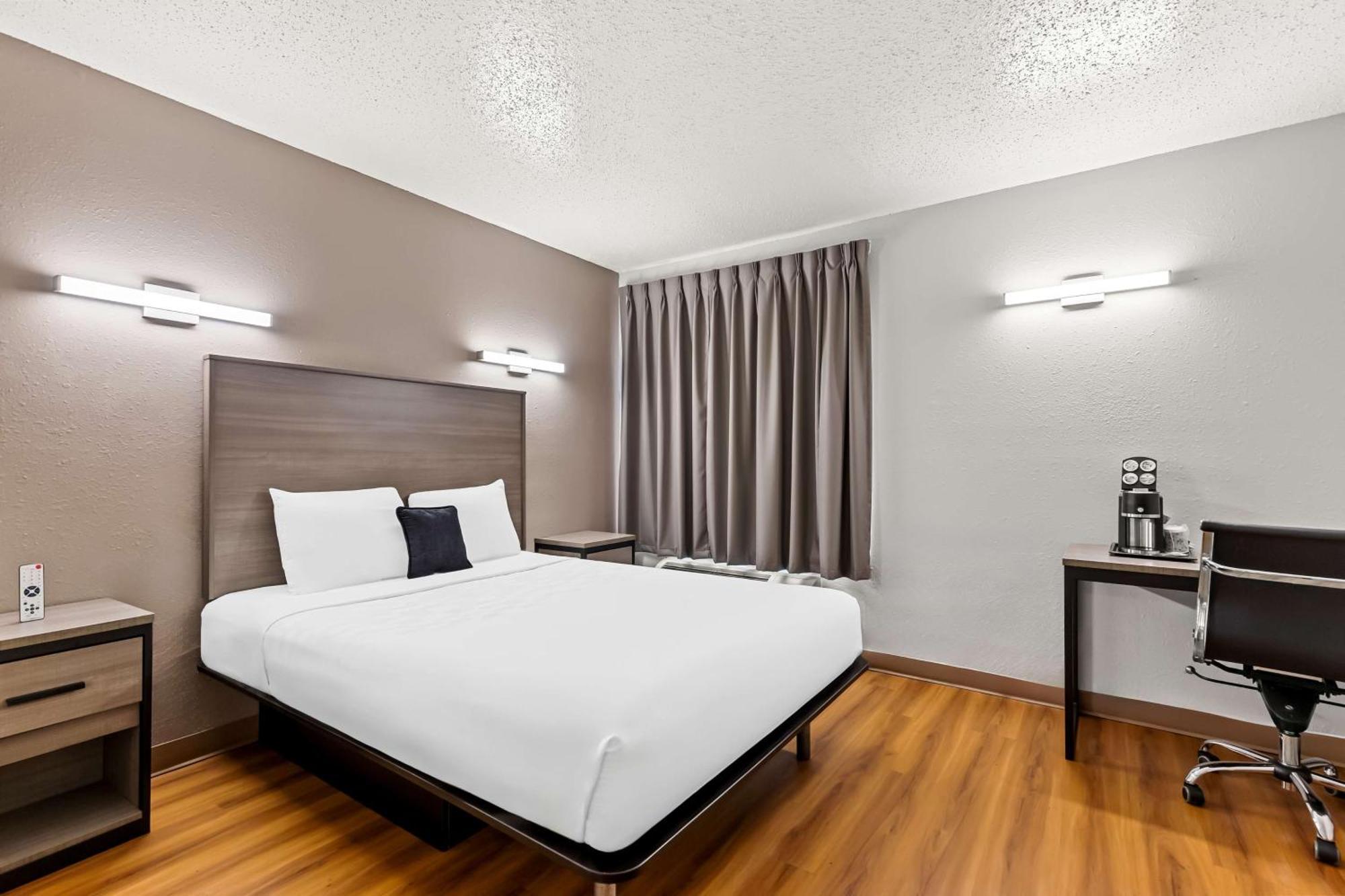 Red Lion Inn & Suites Pontoon Beach Exteriér fotografie